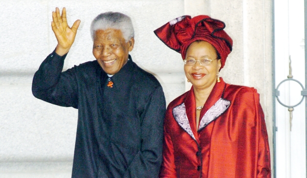 Nelson Mandela a fost externat