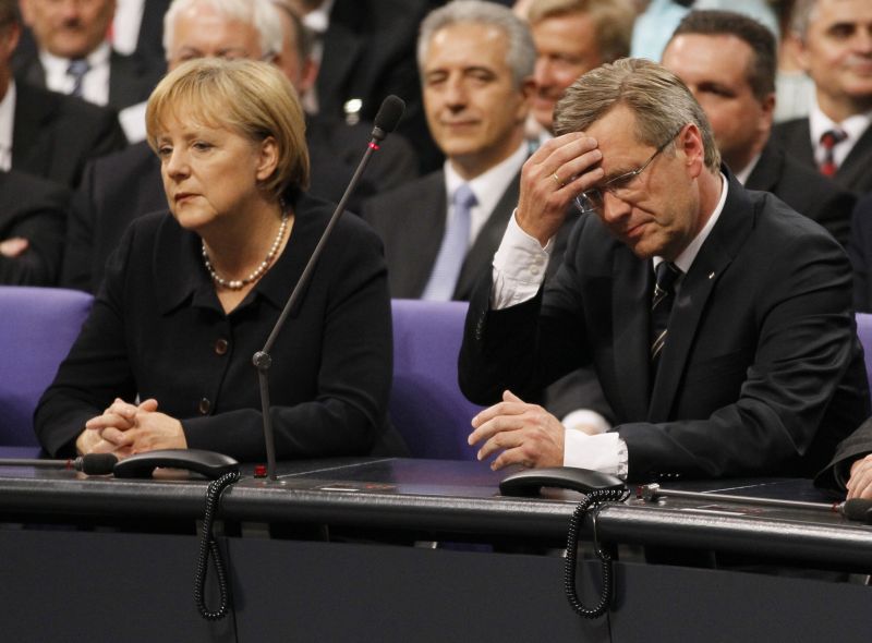 Preşedintele german Christian Wulff şi-a anunţat demisia din funcţie, în urma unui scandal de corupţie