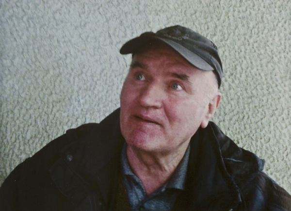 Procesul pentru genocid al generalului Ratko Mladic, amânat