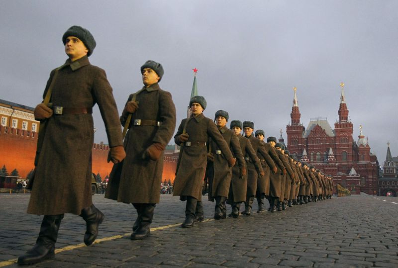 Putin promite o REÎNARMARE fără precedent a Rusiei. 590 de miliarde de euro pentru reechiparea armatei