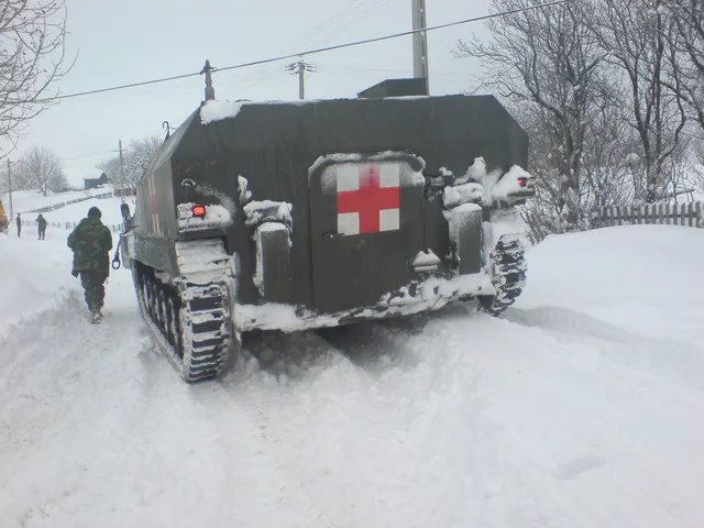 Românii sar în ajutorul sinistraților. VEZI UNDE SUNT punctele de colectare a ajutoarelor