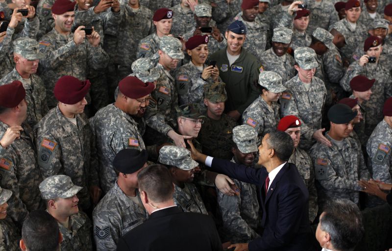 Sondaj:Americanii îl susțin pe Obama în atacurile cu drone și în strategia pentru Afganistan