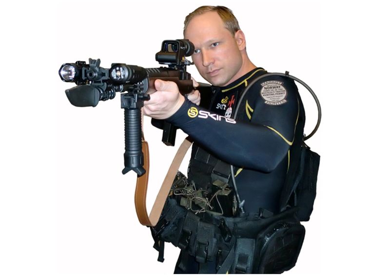 Teroristul de la Oslo vrea să vorbească. Breivik va acorda primul interviu unei televiziuni străine
