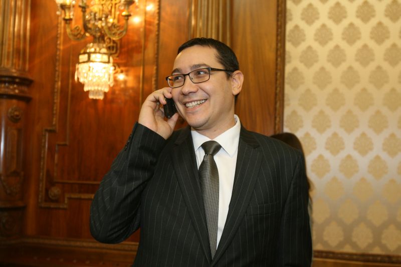 Victor Ponta: "Am vorbit, și voi mai vorbi cu Ungureanu"