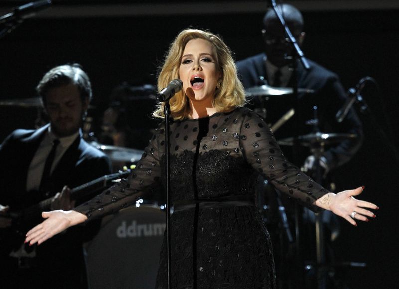 Adele „i-a luat faţa” lui Lady Gaga