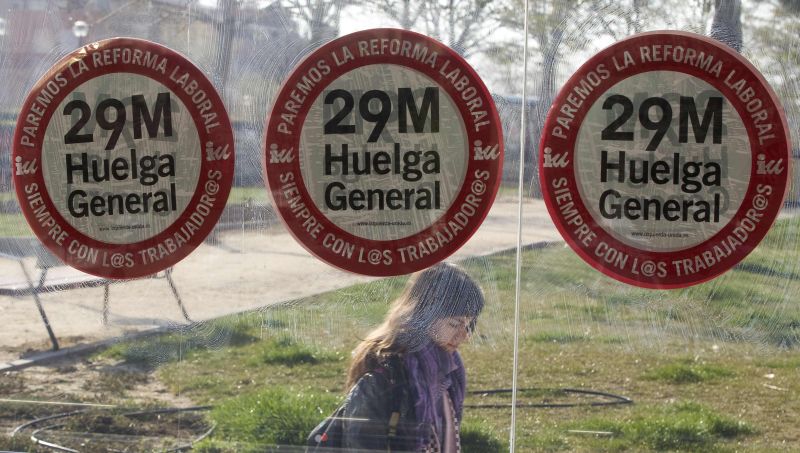 Atenţionare pentru românii din Spania: Greva generală blochează toată ţara
