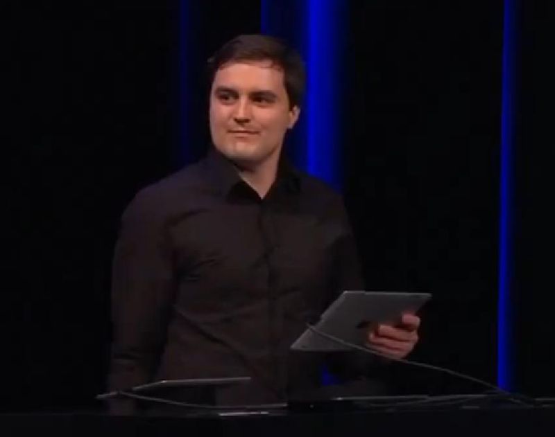 Românul care a urcat pe scena prezentării noului iPad | VIDEO