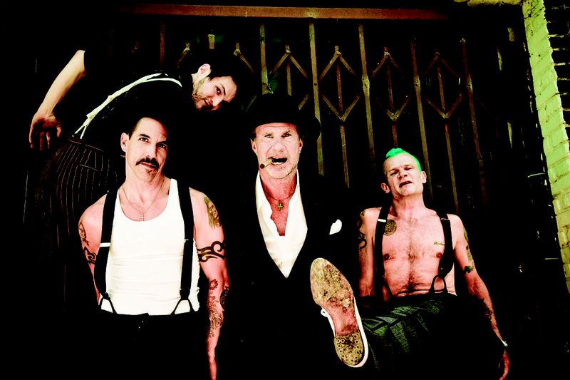 S-au epuizat biletele pe gazon la Red Hot Chili Peppers