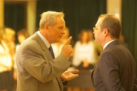 Stolojan: Nu vă de ce ne-am împotrivi unei alianțe cu PSD sau PNL