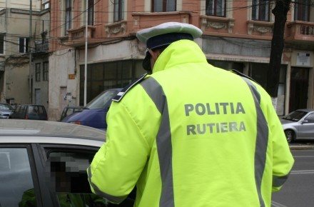 Un ofiţer DGA sub acoperire a fost bătut de polițiști