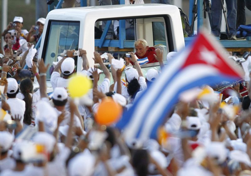 Un opozant al regimului cubanez a perturbat slujba oficiată de Papa Benedict al XVI-lea