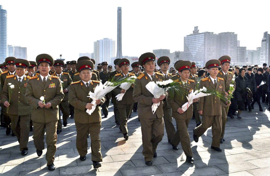 Coreea de Nord: Armata reduce înălţimea necesară pentru serviciul militar