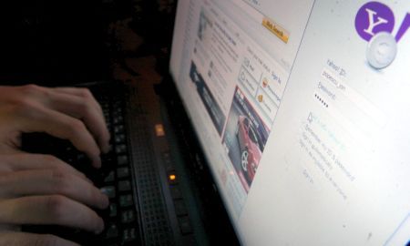 Fostul director general al Yahoo a primit, după concediere, 16 milioane de dolari