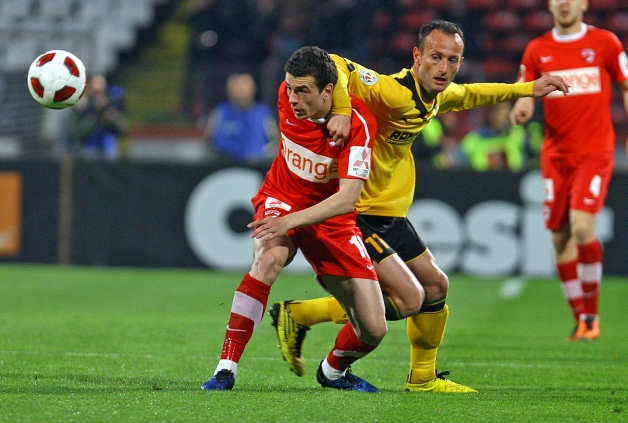 Liga I: FC Braşov - Dinamo 2-0. „Câinii” fac cadou primul loc CFR-ului