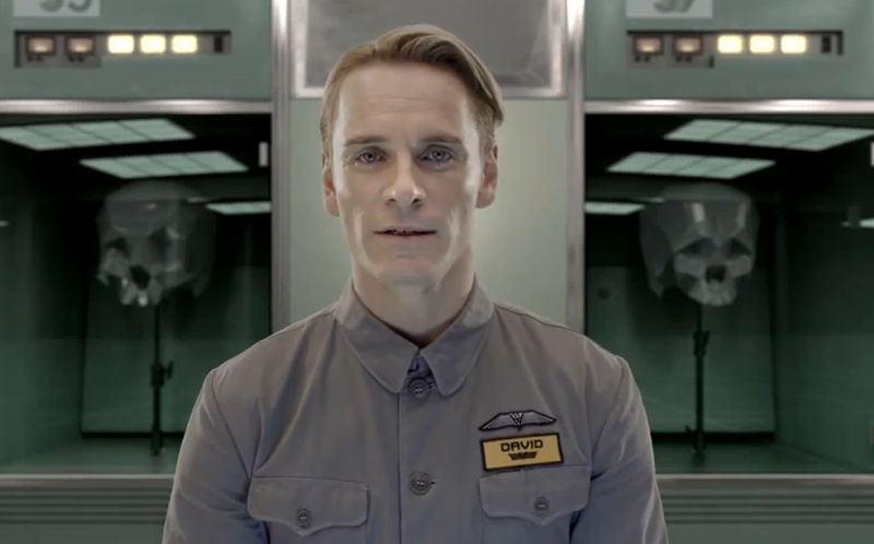Michael Fassbender, android într-un nou clip viral, "Prometheus" | VIDEO