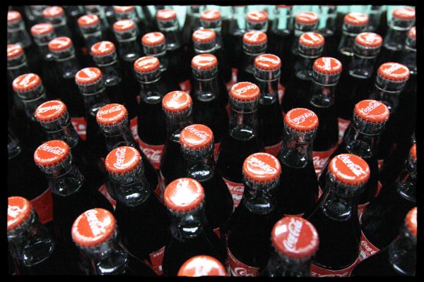 O familie americană cere 130 de milioane de dolari de la Coca Cola. VEZI DE CE