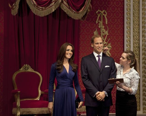 Prinţul William şi Kate Middleton au replici de ceară