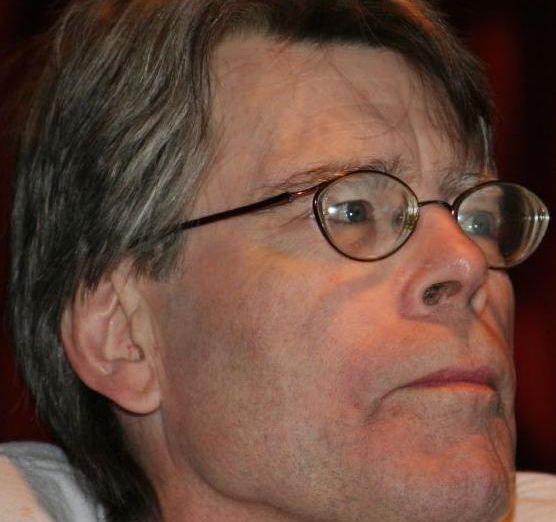 Scriitorul Stephen King își încearcă norocul cu o piesă de teatru