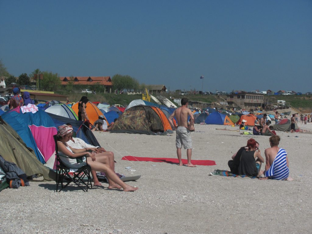 1 MAI PE LITORAL. Minivacanţă cu proteste ecologice şi droguri