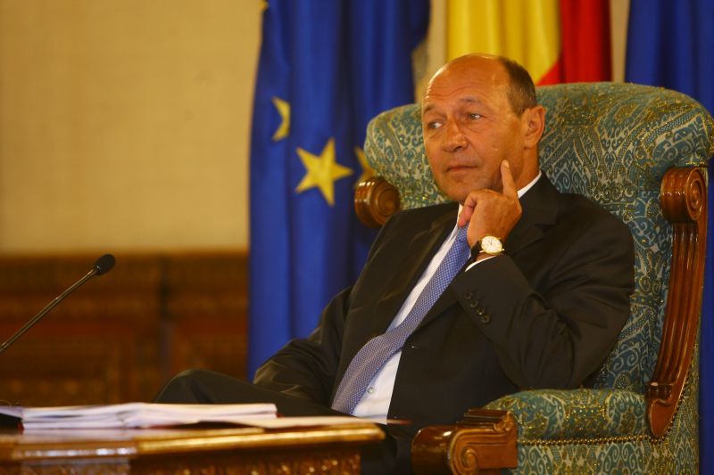 Băsescu: ”Trimit Parlamentului scrisoarea de intenție doar dacă nu afectează deficitul fondului de pensii”