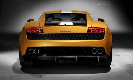 Ce se întâmplă când un Lamborghini este condus de un amator | VIDEO