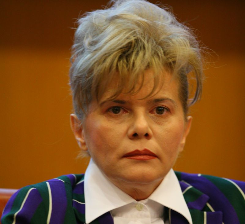 Corina Dumitrescu, propusă ministru al Educaţiei, acuzată de plagiat. AFLĂ ce spune autorul copiat