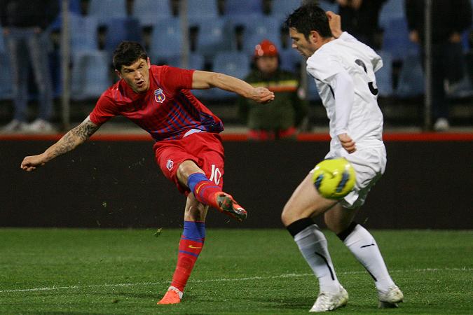 Liga I: FC Braşov - Steaua 1-2