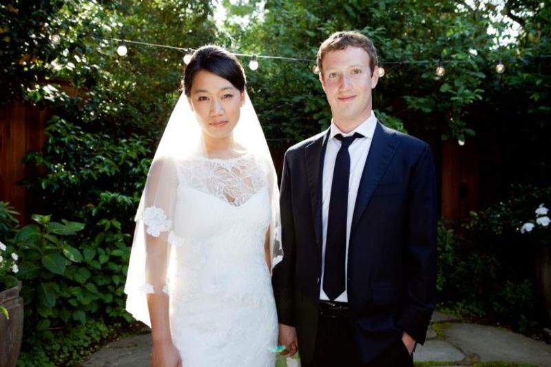 Mark Zuckerberg s-a căsătorit cu Priscilla Chan