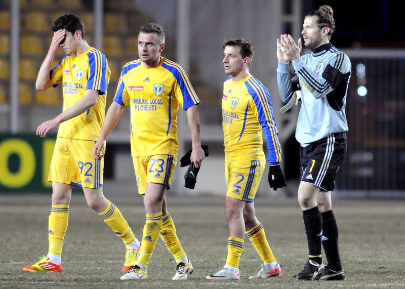 Pandurii - Petrolul 1-0. Astra - FC Braşov 1-4. Ploieștiul suferă