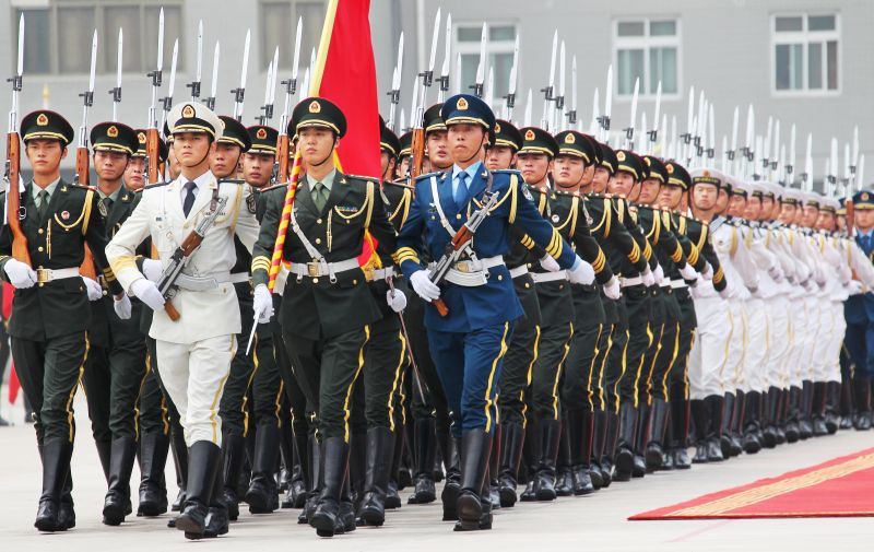Pentagon: China își modernizează armata cu tehnologii occidentale. În special  americane