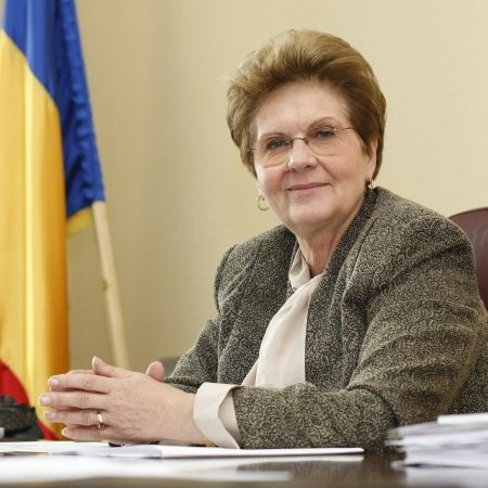 Primele declarații ale ministrului Muncii, Mariana Câmpean. VEZI ce se întâmplă cu salariile și pensiile