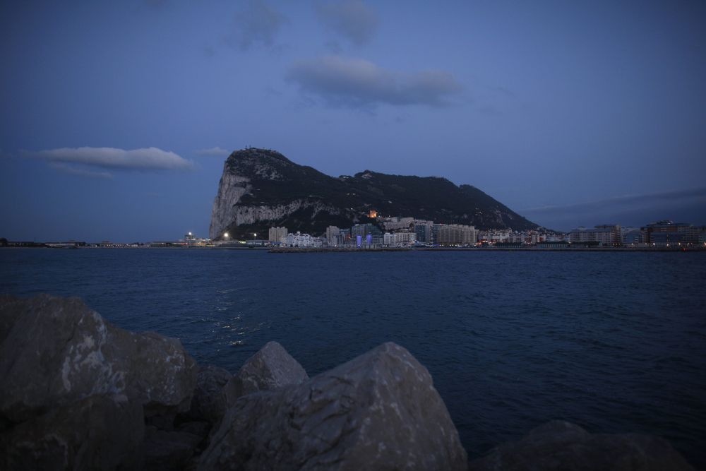 Tensiuni între Gibraltar şi Spania. Teritoriul britanic acuză Madridul de "sfidare a suveranităţii sale indiscutabile"