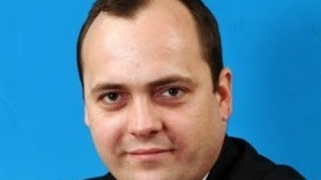 ALEGERI LOCALE 2012. Primul primar din România, care a câştigat alegerile, a votat la ora 8.00 fix