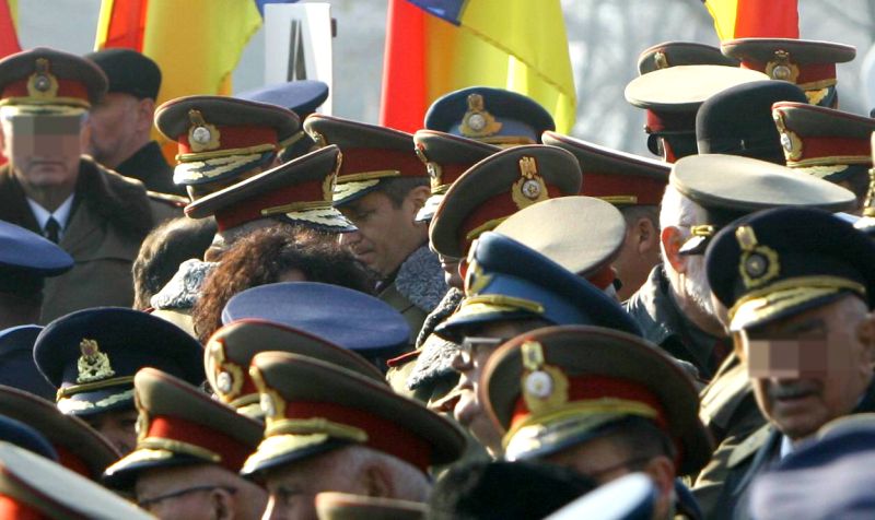 Armata din Parlament: Lista completă a ofiţerilor din politica românească