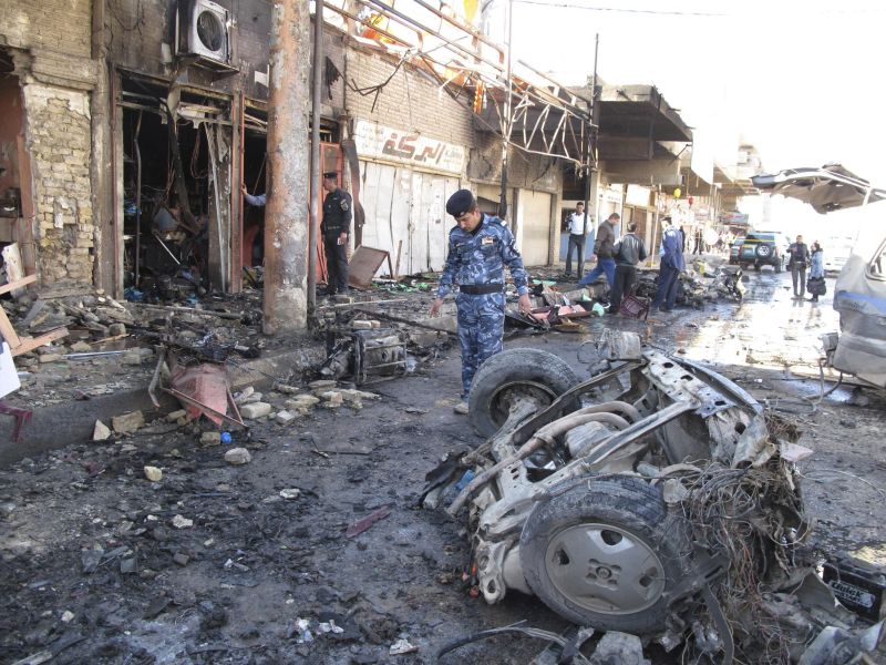 ATENTATE CU MAŞINI-CAPCANĂ. Cel puţin 60 de oameni au murit în Irak | VIDEO