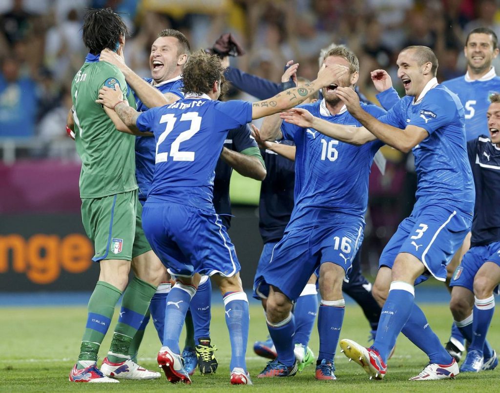 EURO 2012: "E grande Italia". Englezii se cred blestemaţi