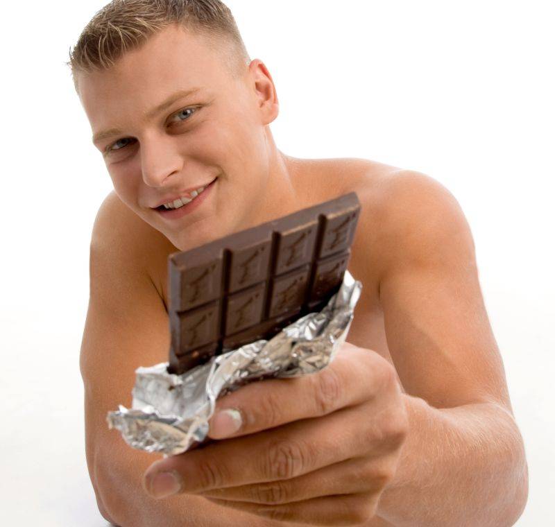 Încă un studiu care SCHIMBĂ TOT CE ŞTIAŢI despre ciocolată. Să te abţii sau să mănânci constant?