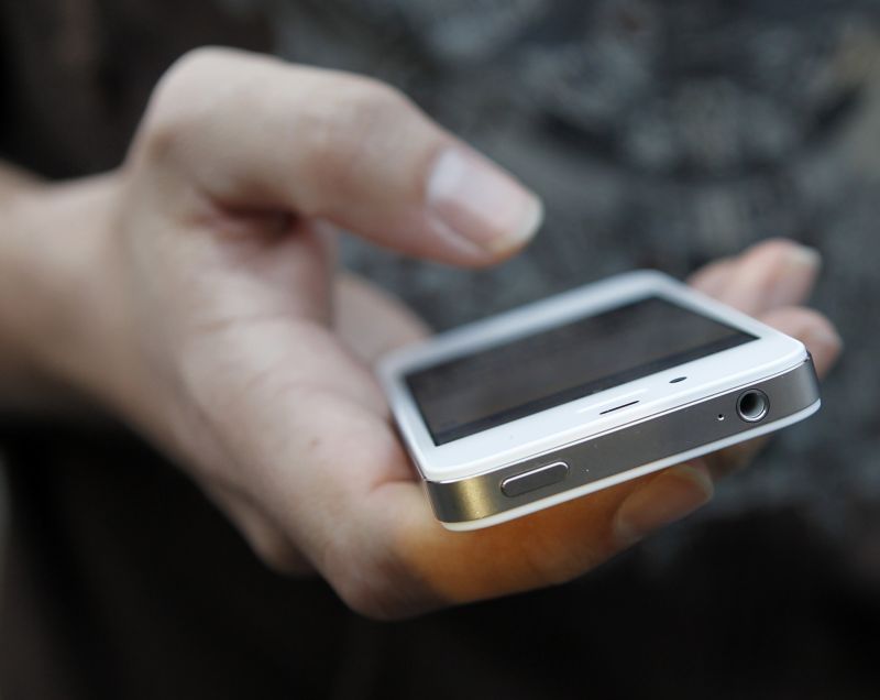 iPhone-uri contrafăcute în România, scoase la vânzare în Belgia