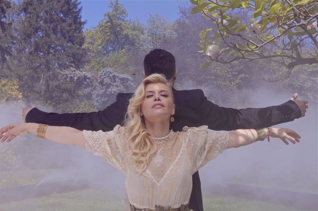 Loredana a lansat clipul piesei cu Dragoş Chircu pe Facebook | VIDEO