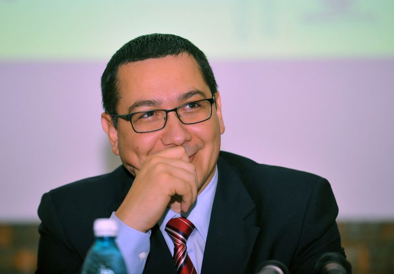 Ponta l-a comparat pe Băsescu cu Ceauşescu