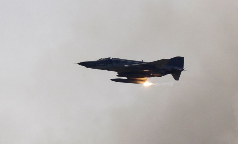 Surse diplomatice europene: Un nou incident aerian a avut loc între Siria şi Turcia