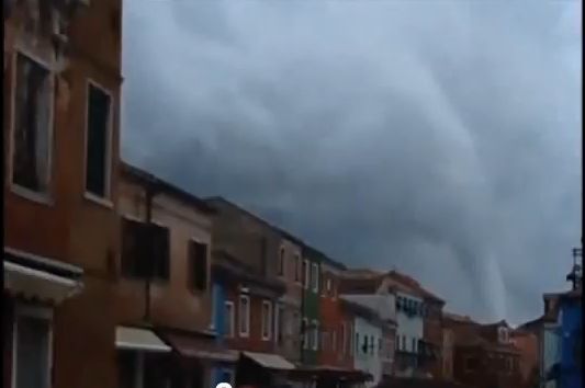 TORNADĂ la Veneţia. IMAGINI SPECTACULOASE | VIDEO