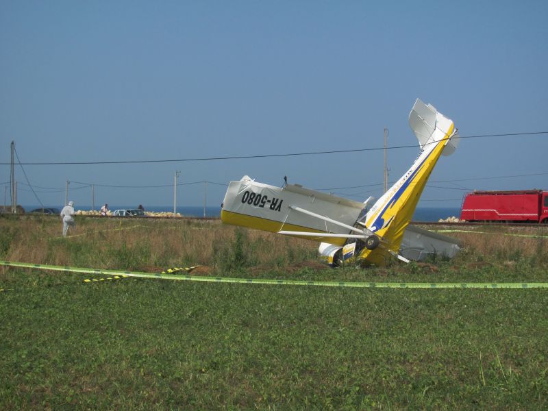 Avion prăbuşit la Costineşti | FOTO