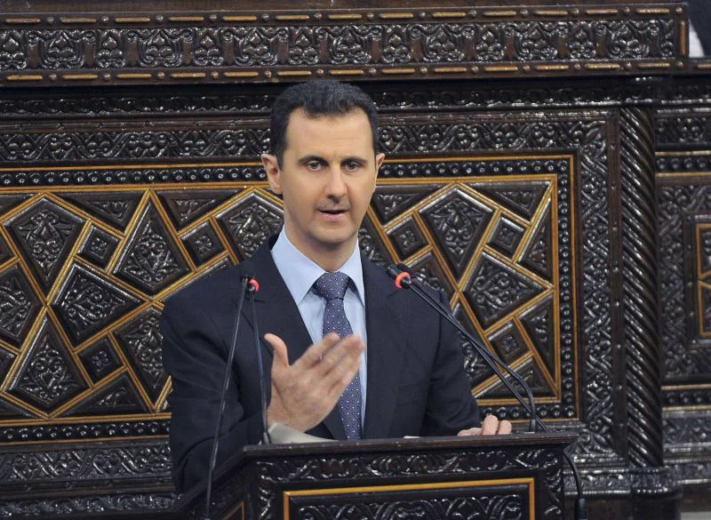 Franţa recunoaşte: se discută despre plecarea în exil a lui Bashar al-Assad