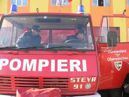 INCENDIU lângă sediul de campanie al lui Traian Băsescu. S-au deplasat cinci autospeciale