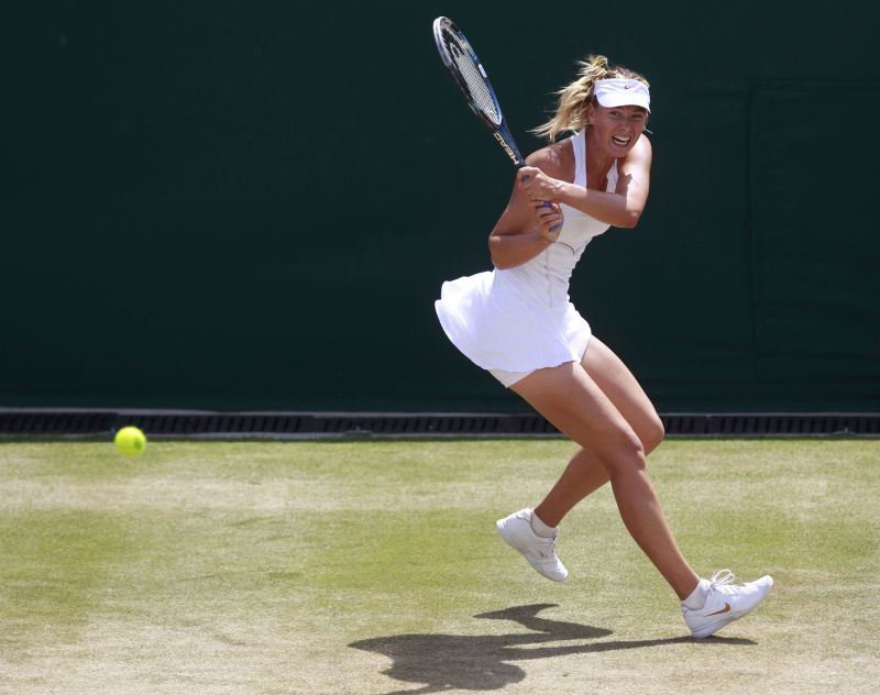 Maria Şarapova nu le poate avea pe toate. A pierdut la Wimbledon, dar câştigă un soţ