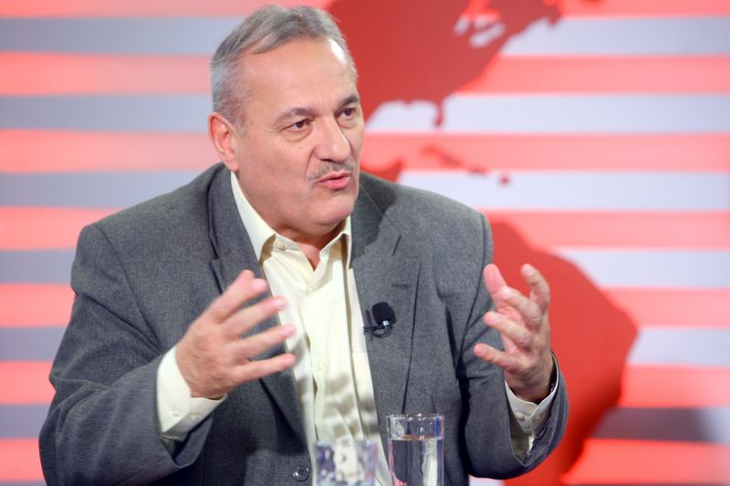 Mircea Mihaieş, despre decizia privind ICR: „Ordonanţa, o răfuială de tip politic cu nişte intelectuali neconvenabili”