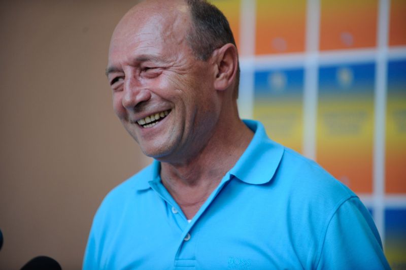 Pentru minciuna cu Vila Dante, Traian Băsescu va depune o plângere penală împotriva lui Victor Ponta