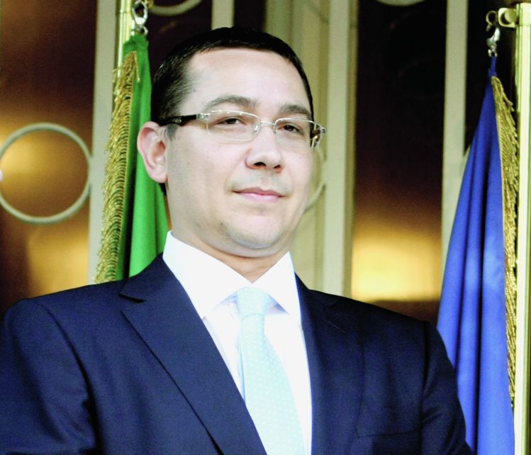 PLAGIATUL LUI VICTOR PONTA. L-au făcut de toată ruşinea! Trei comisii, două verdicte. CNE, repetent la ghilimele