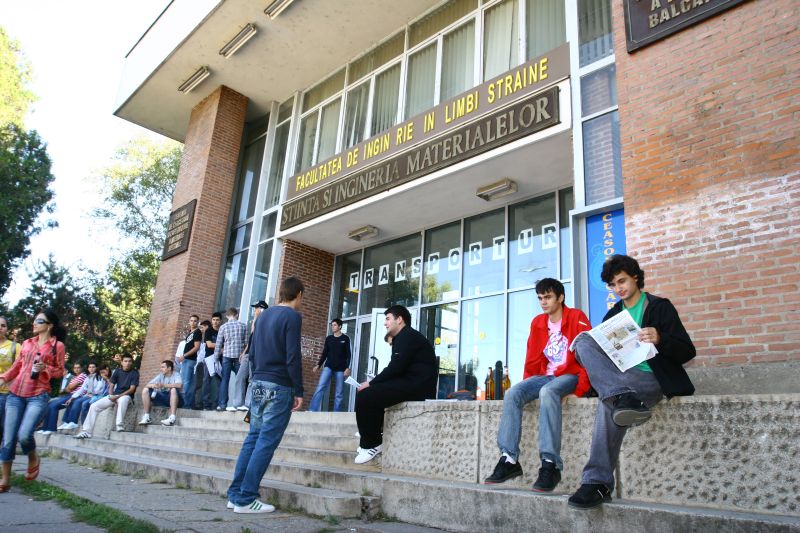 REZULTATE BAC 2012. În Bucureşti, au luat Bac-ul 39% dintre candidaţi.VEZI explicaţiile